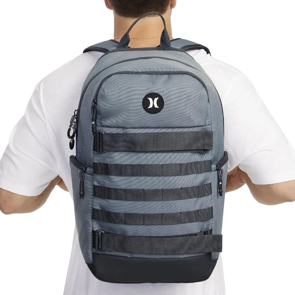 Skateboard Cool Gray Backpack